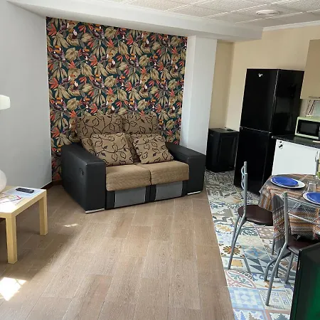 Chapi, 41 Avenue Apto Fully Equipped 2 City Center Apartmán *